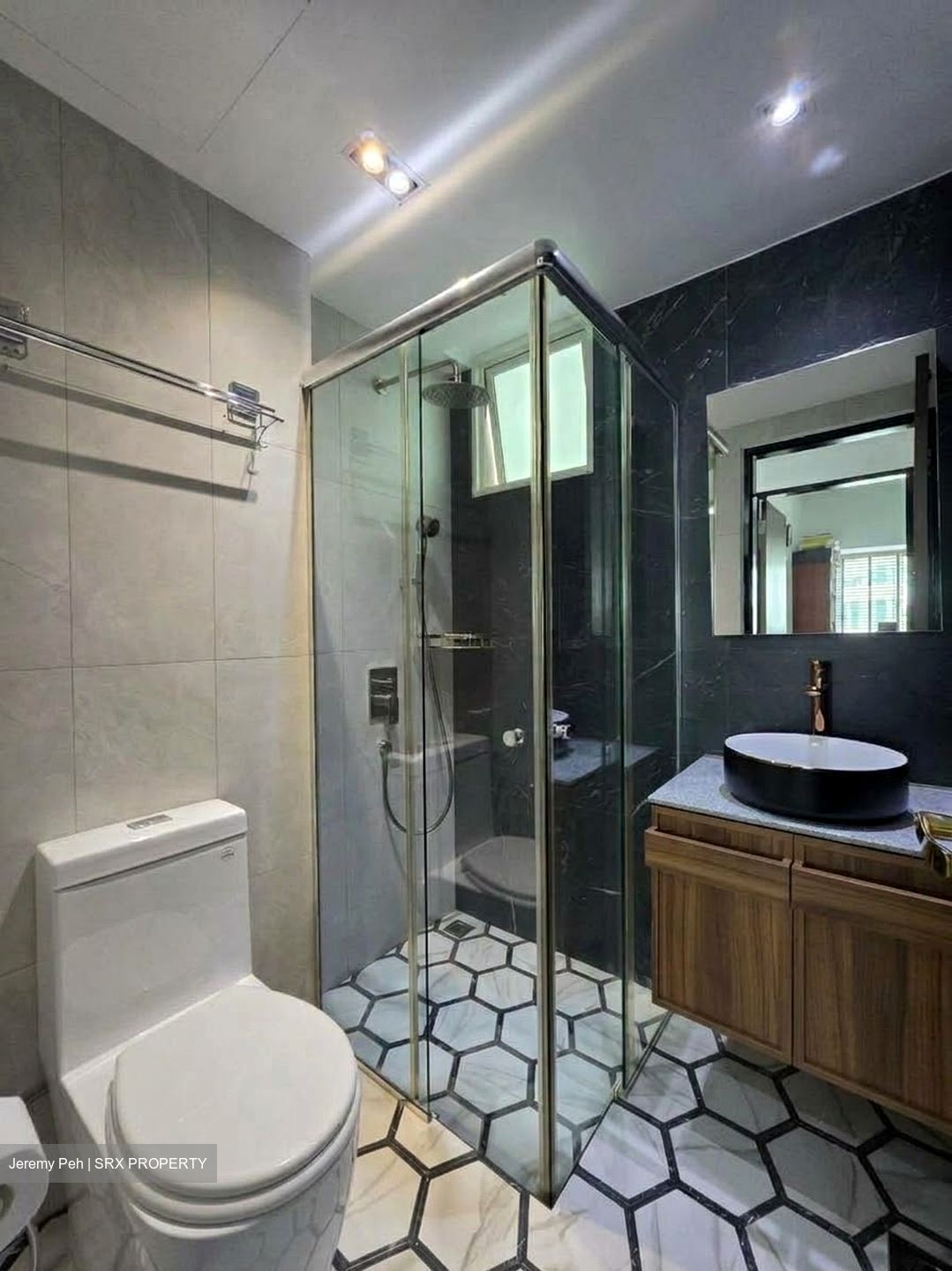 Cote D'Azur (D15), Condominium #628315451